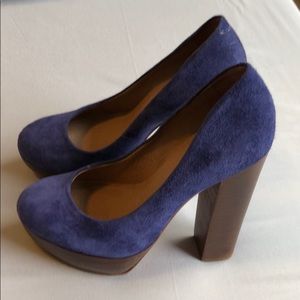 Navy suede Kurt Geiger women’s heels